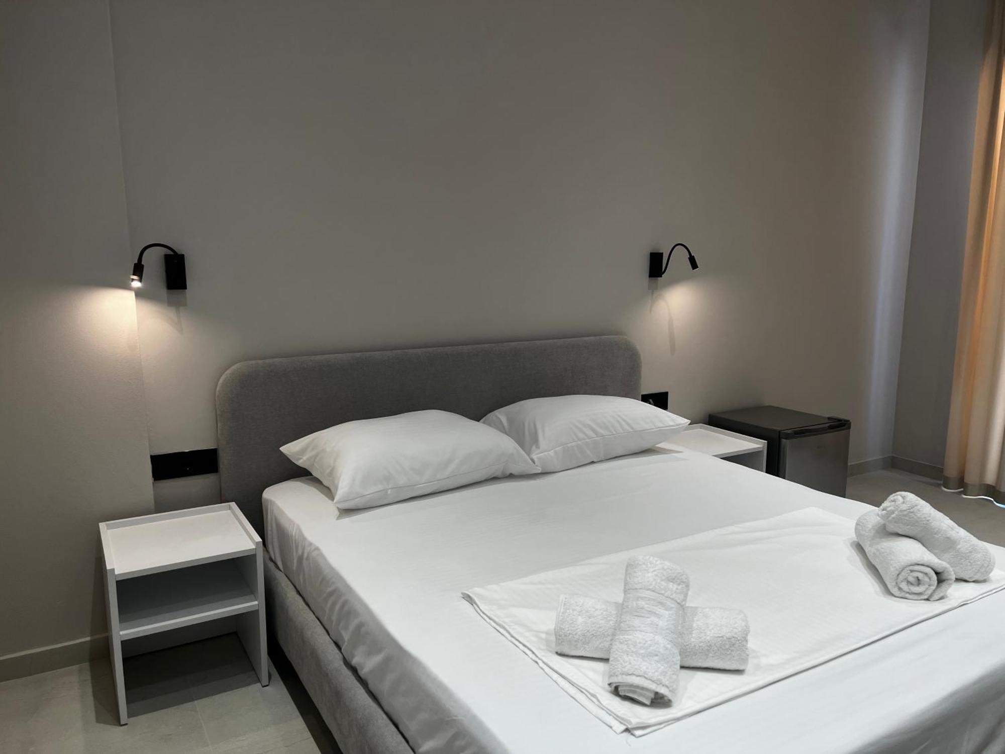 Lian'S Rooms Vlore Ngoại thất bức ảnh