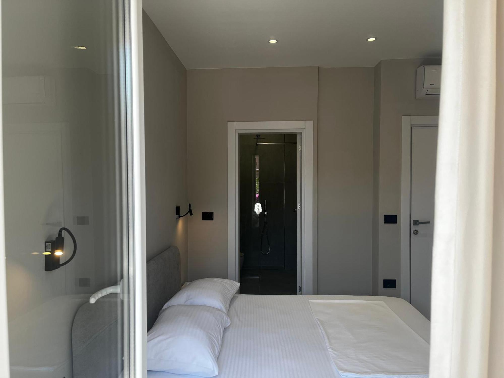 Lian'S Rooms Vlore Ngoại thất bức ảnh